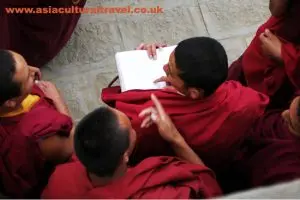 bhikkhu03